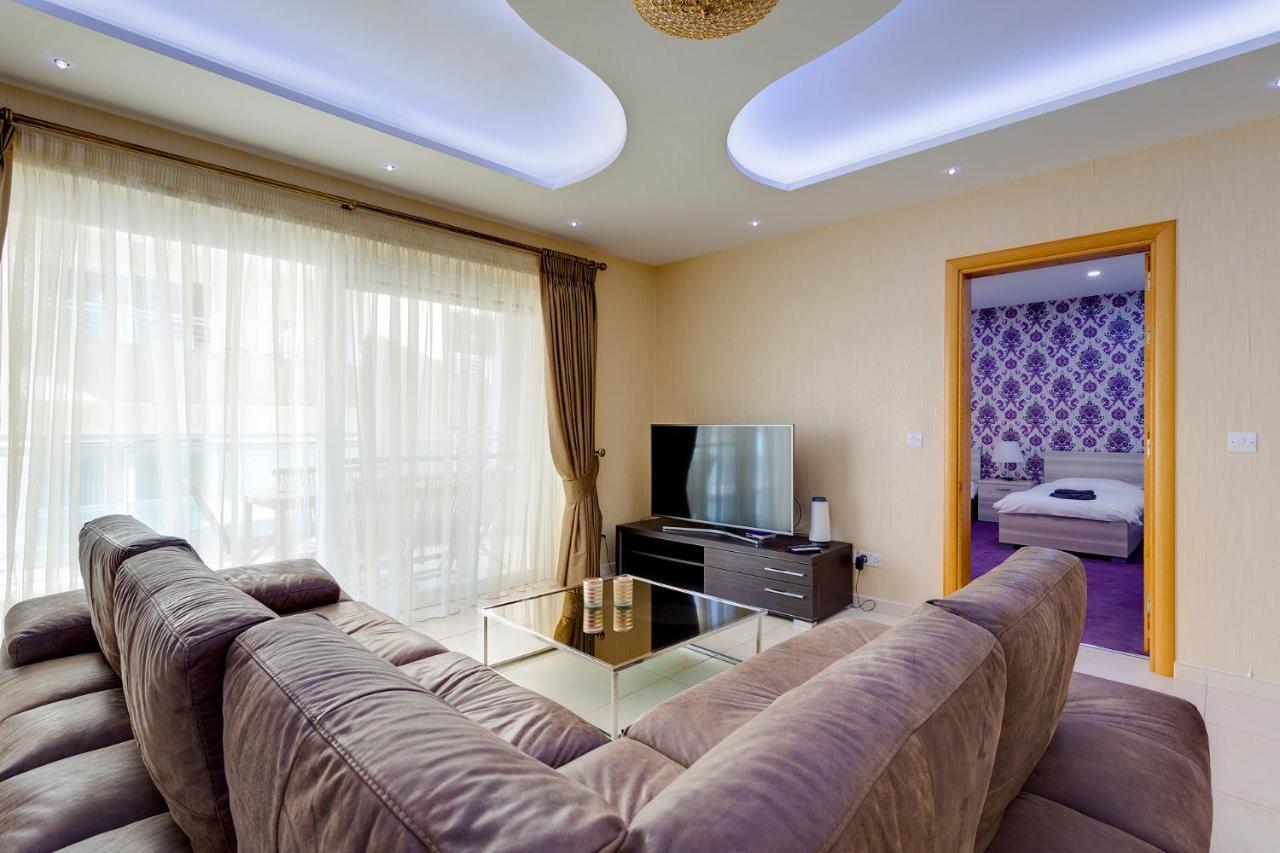Luxury Apt W/ Side Seaviews And Pool, Top Location Sliema Extérieur photo