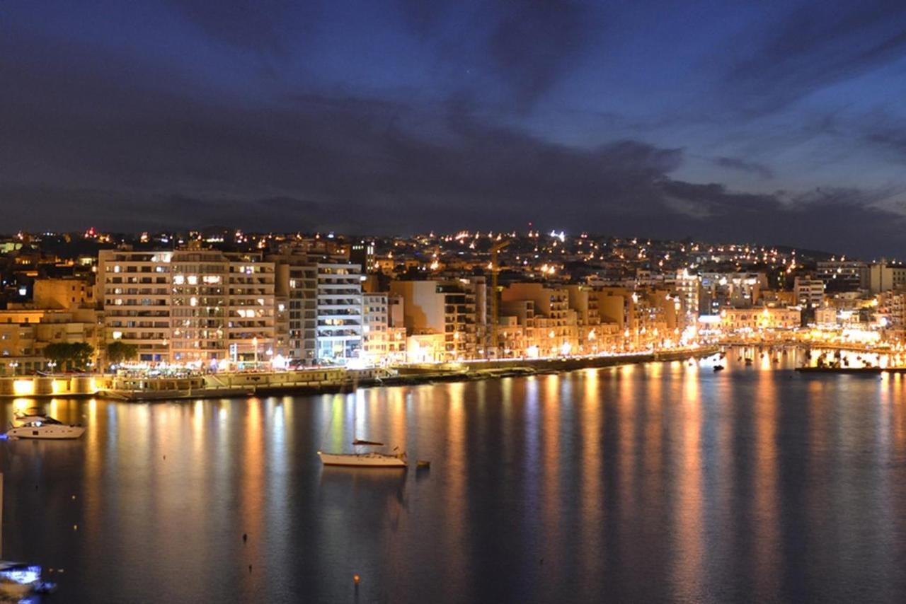Luxury Apt W/ Side Seaviews And Pool, Top Location Sliema Extérieur photo